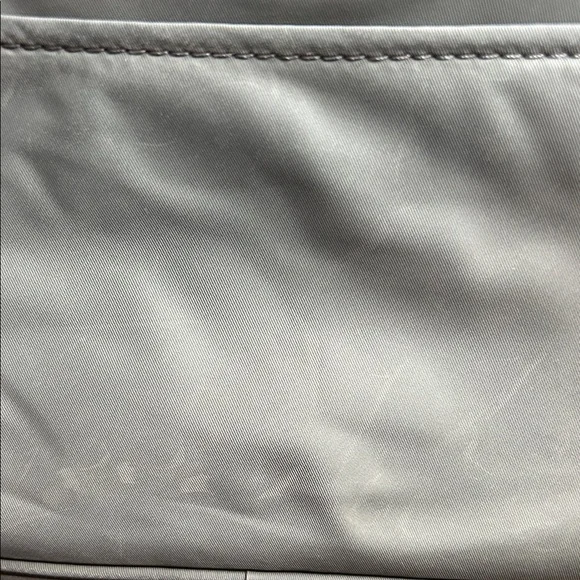 Lululemon Crossbody Camera Bag 2L - Picture 6 of 6
